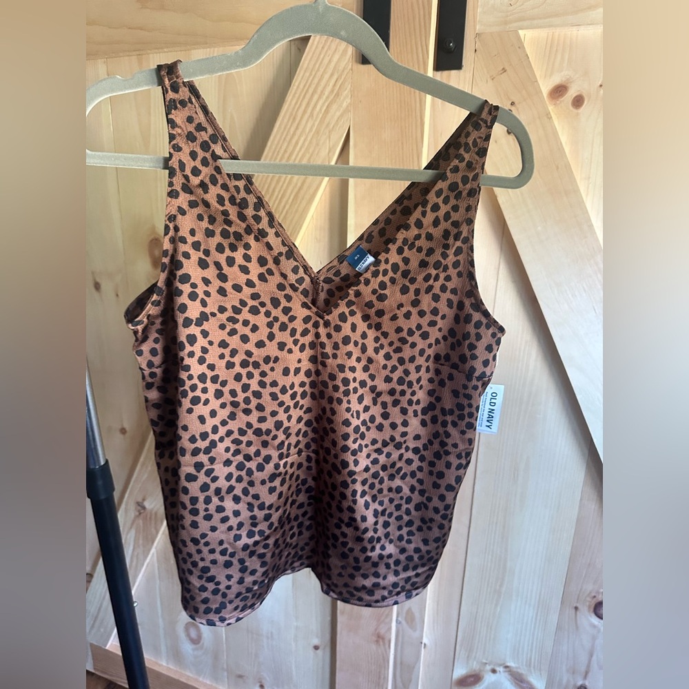 Old Navy Women's Leopard Print Tank Top